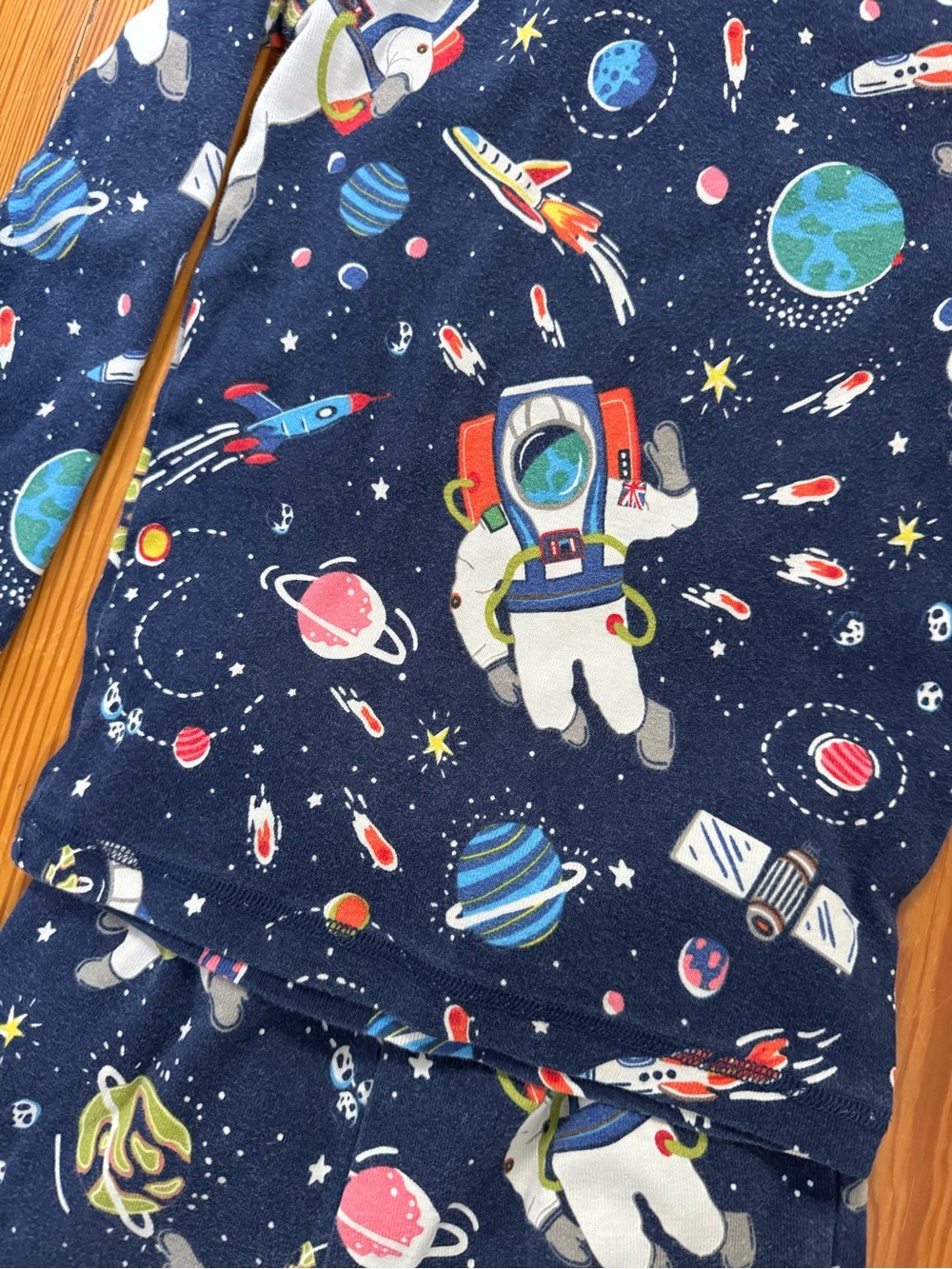 Mini Boden Astronaut PJs - Picture 2 of 4